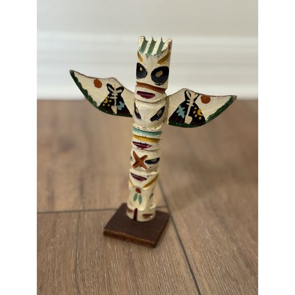 Vintage Hand Carved Pacific NW American Indian Totem Pole Souvenir MCM6” Fetish - Picture 1 of 12